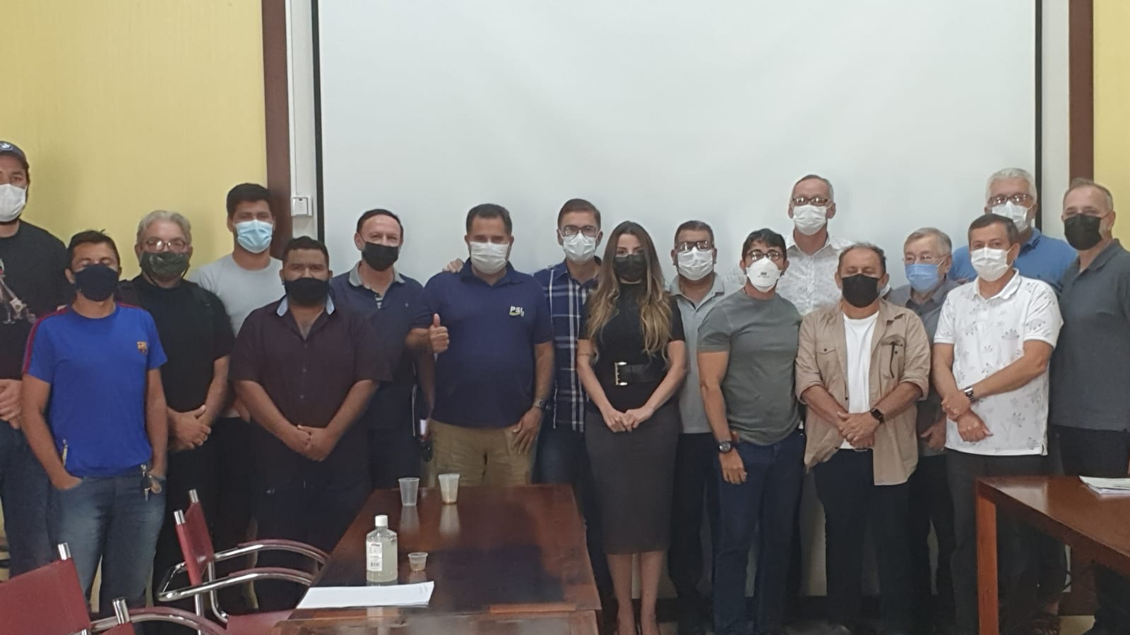 Em ano eleitoral, Palácio monta conselho político com 14 partidos para discutir nome para o Senado e plano de governo   